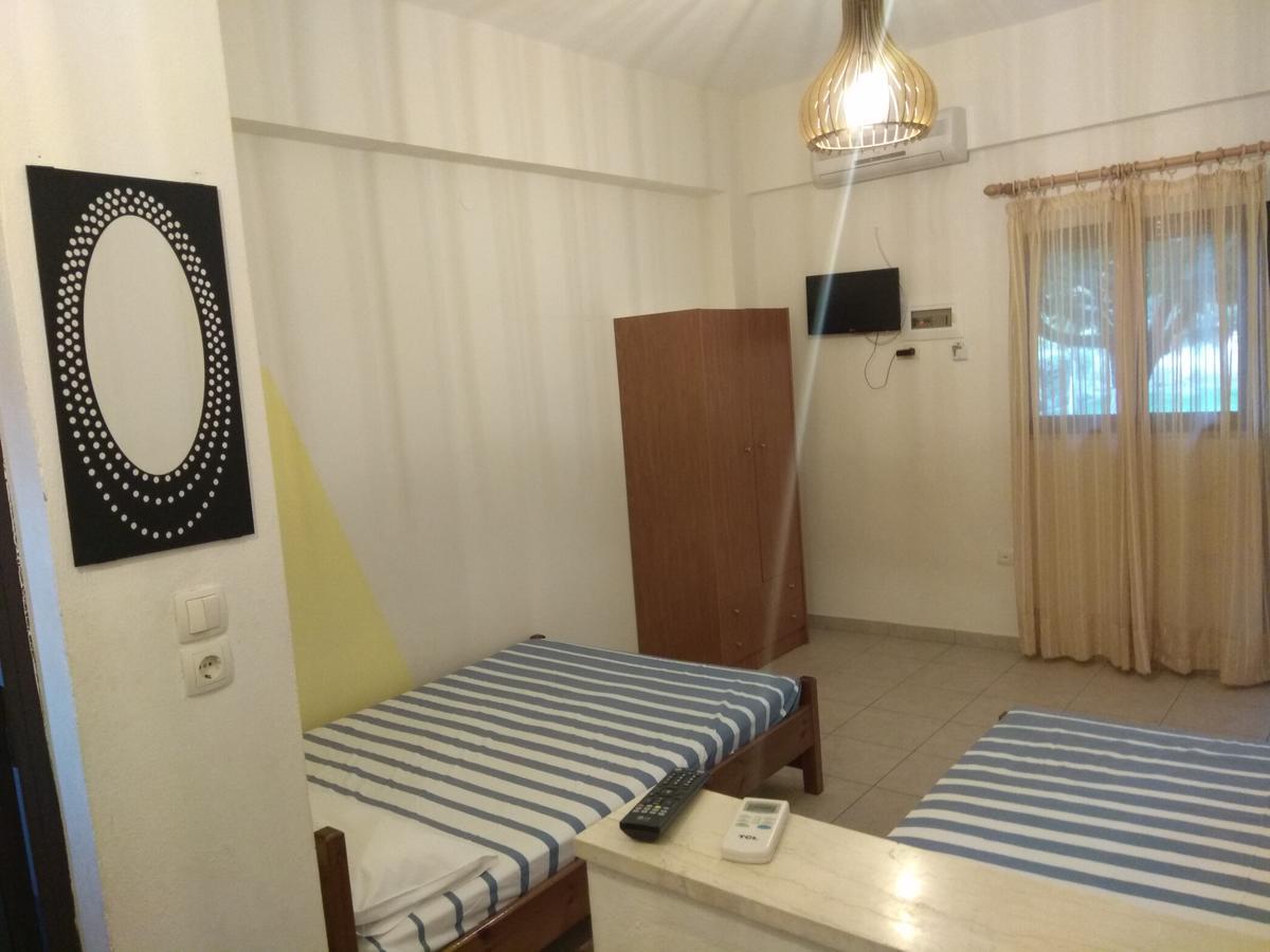 Trantas Rooms Paralía Skotínis 외부 사진